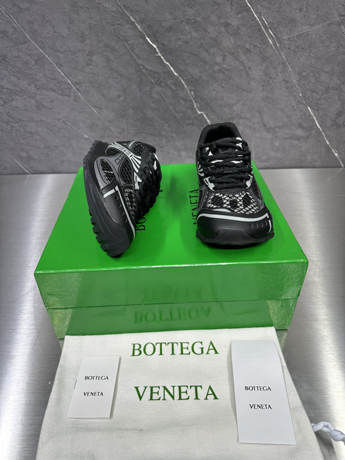 bo*ttega Ve*ne*ta sneaker