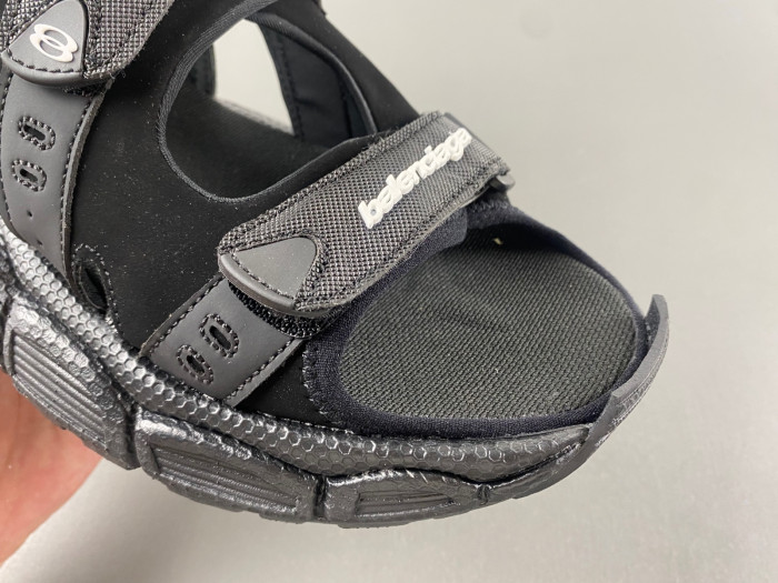Ba*len*cia*ga 3xl sandals
