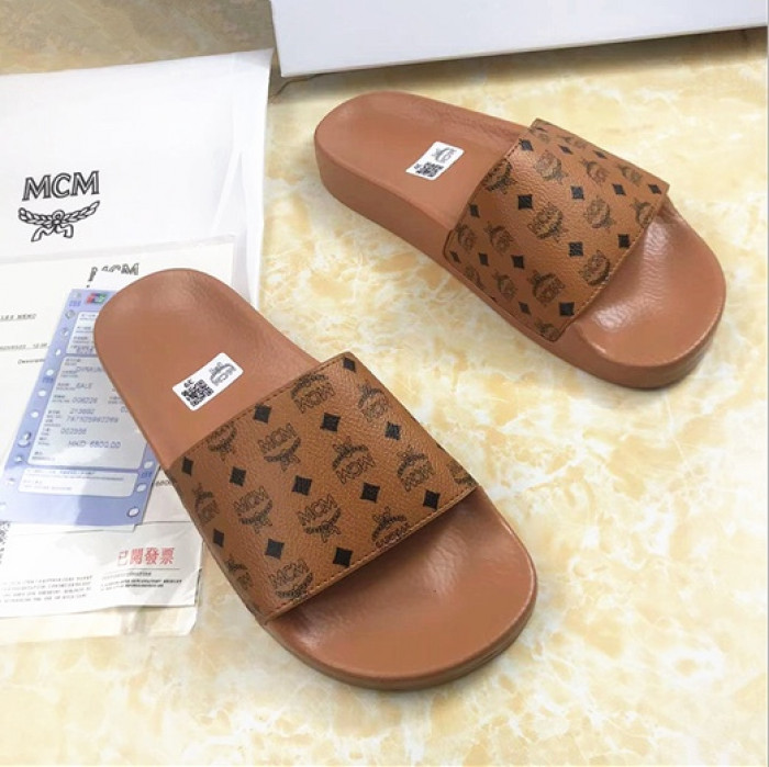 MCM SANDALS