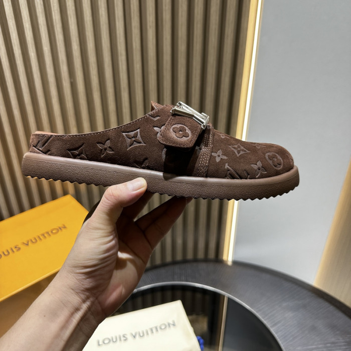 LV SANDALS