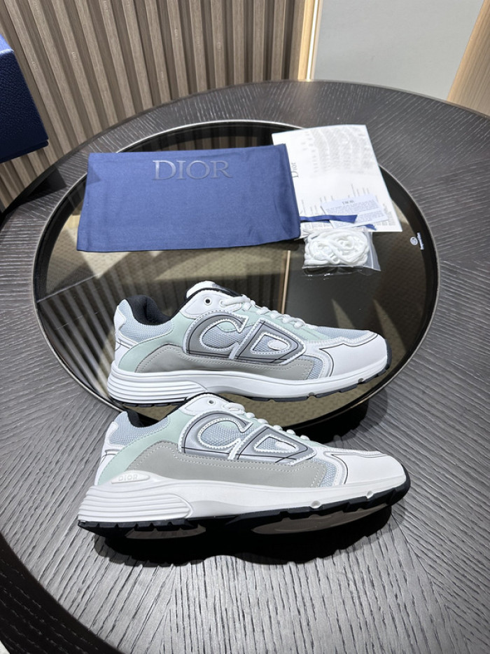 D*or b30 sneaker