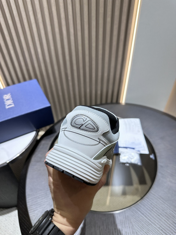 D*or b30 sneaker