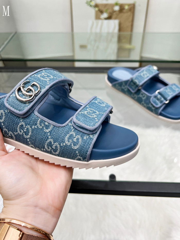 GUCC SANDALS