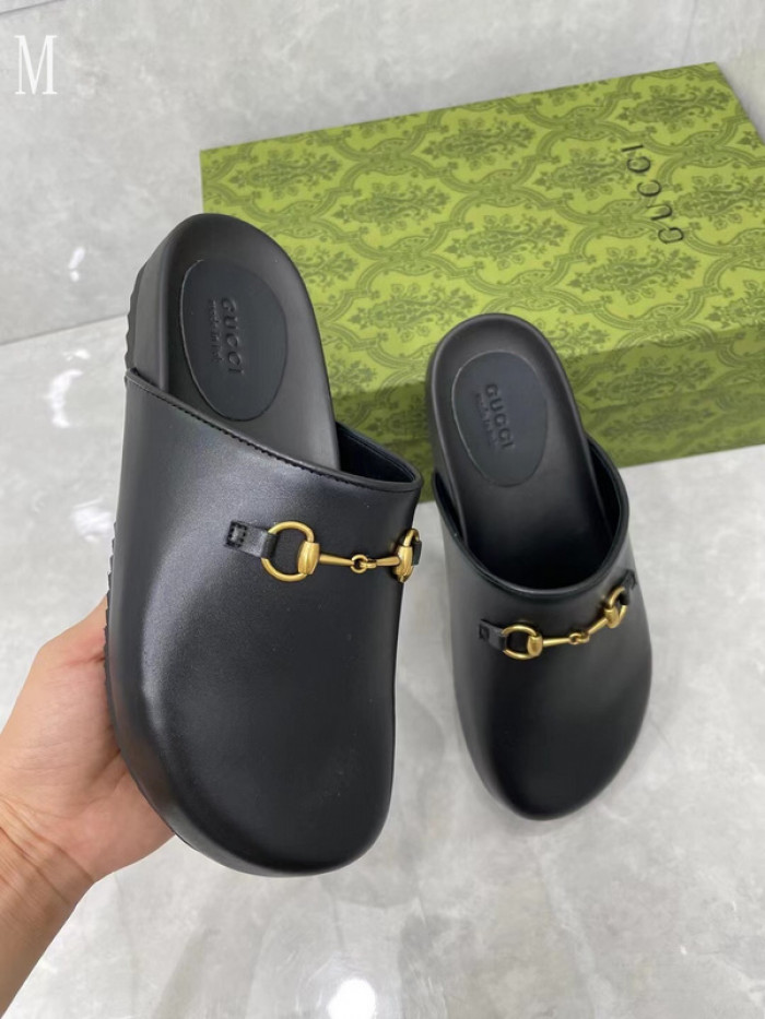 GUCC SANDALS