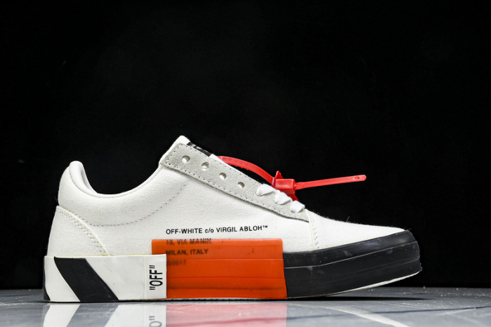 Off-White c/o Virgil Abloh Vulc Low Top