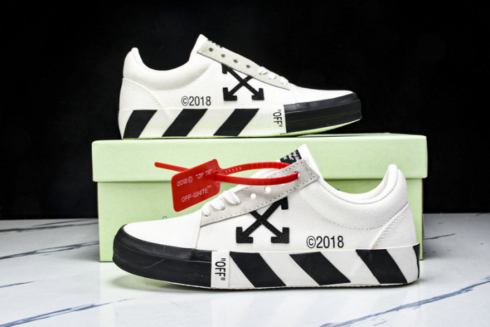 Off-White c/o Virgil Abloh Vulc Low Top