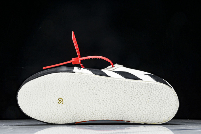 Off-White c/o Virgil Abloh Vulc Low Top