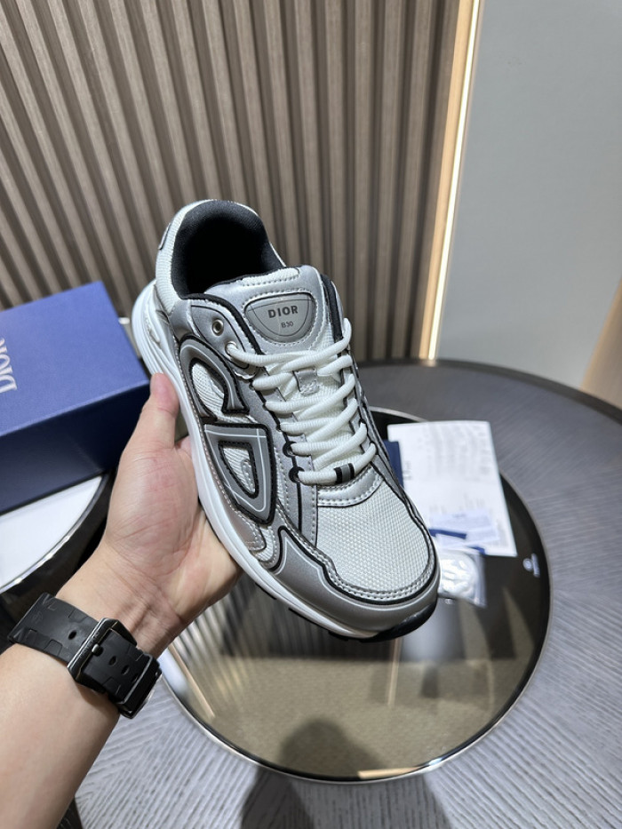 D*or b30 sneaker