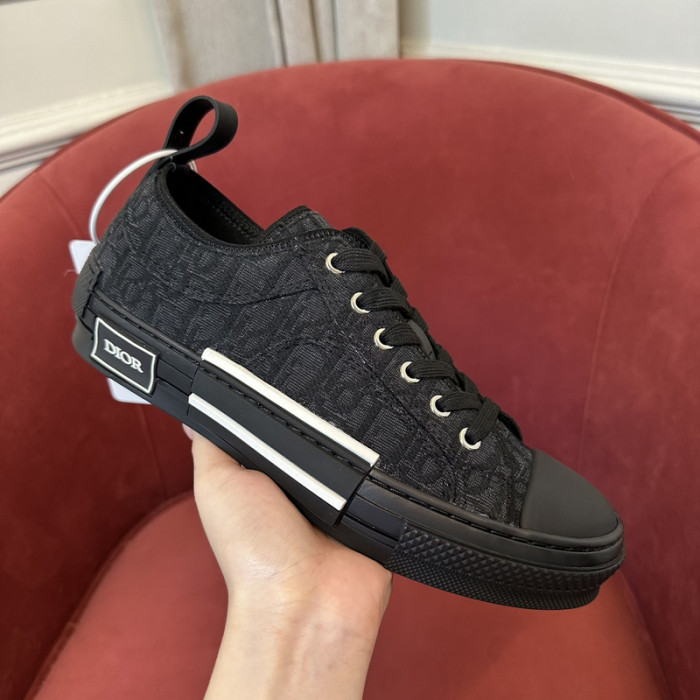 DIOR B23 Oblique Sneaker