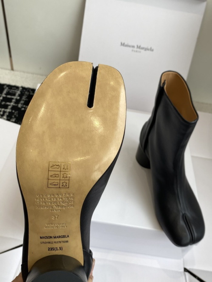 Maison Margiela Tabi Shoes