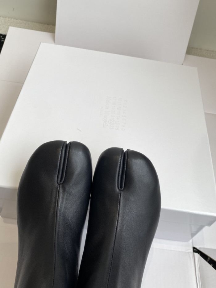 Maison Margiela Tabi Shoes