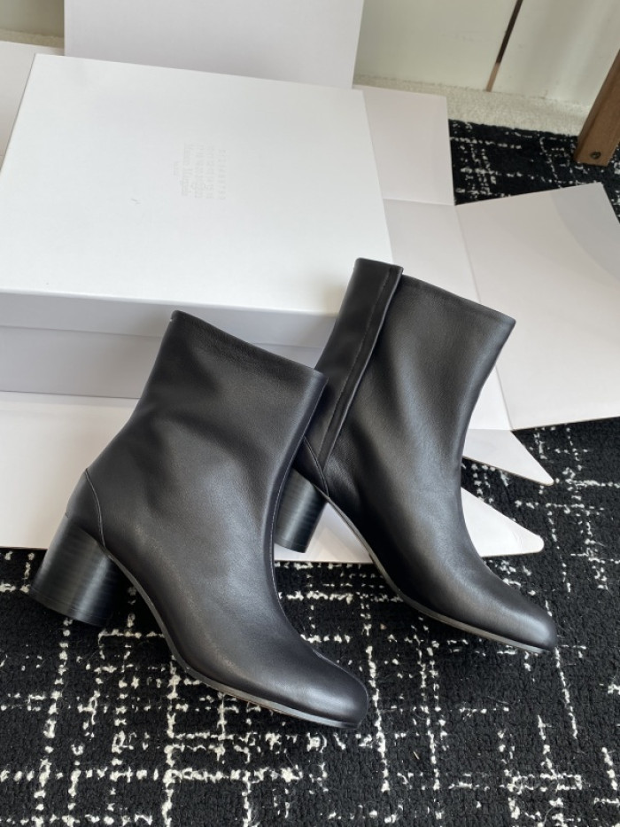 Maison Margiela Tabi Shoes