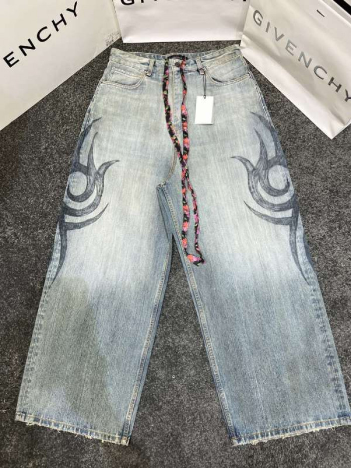 Balen*ciaga Jeans