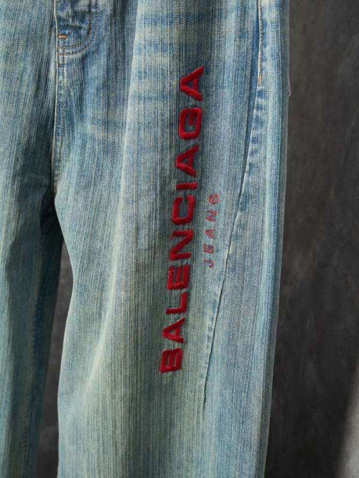 Balen*ciaga Jeans