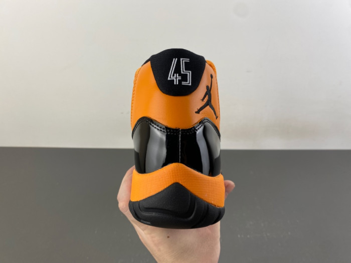 Jordan 11 CT8012-700