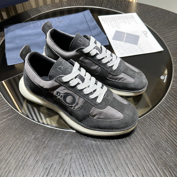 D10r Squash Sneaker