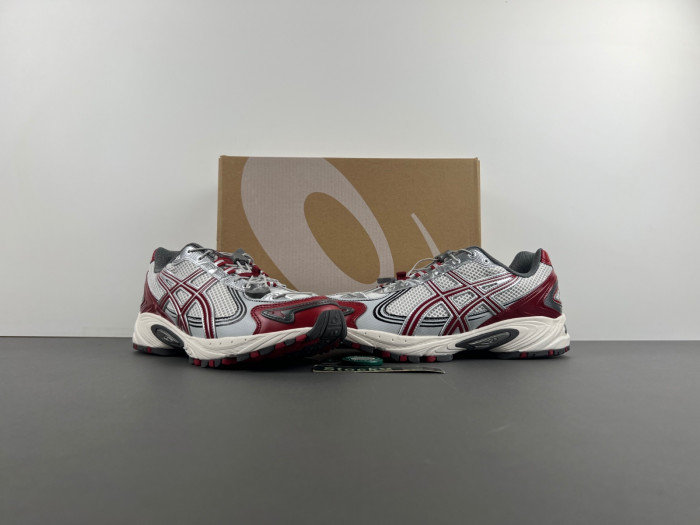 As*ic*s gel-kahana tr v4 "red silver"