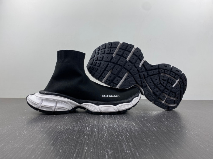 Ba*len*cia*ga speed sneaker