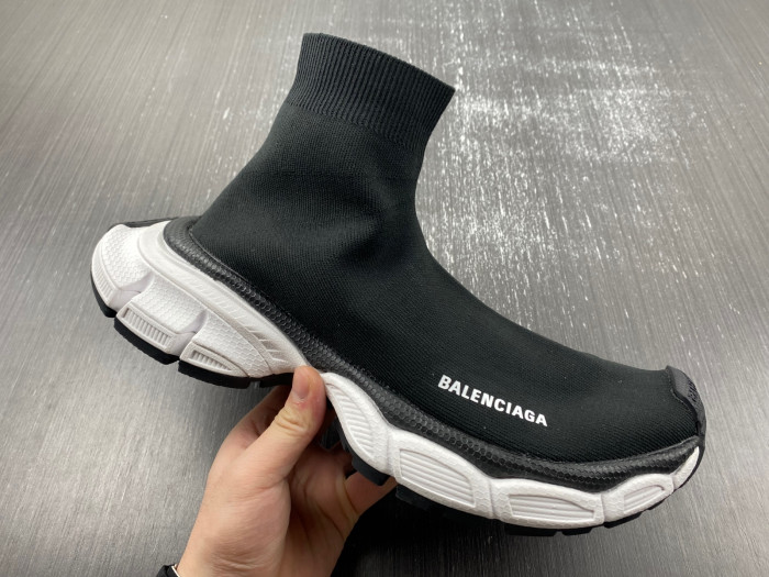 Ba*len*cia*ga speed sneaker