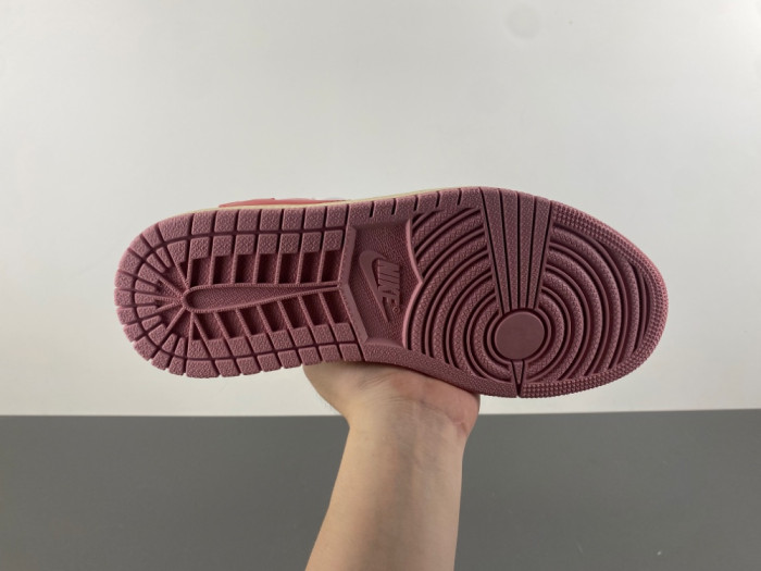 JORDAN 1 RETRO LOW OG SP TRAVIS SCOTT DM7866-1000