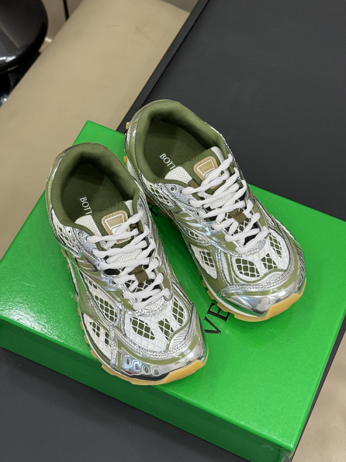 bo*ttega Ve*ne*ta sneaker