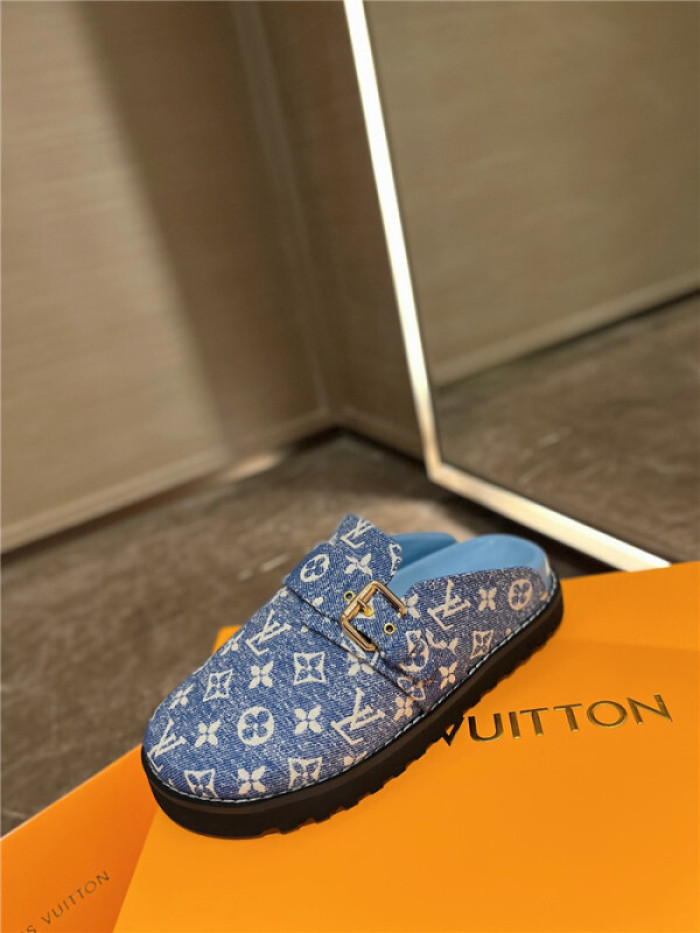 LV SANDALS