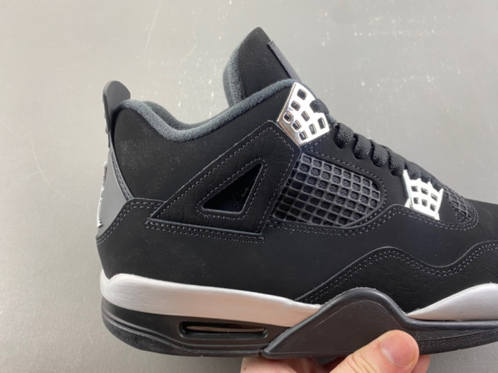 Jordan 4 Retro Spotlight HV0823-002