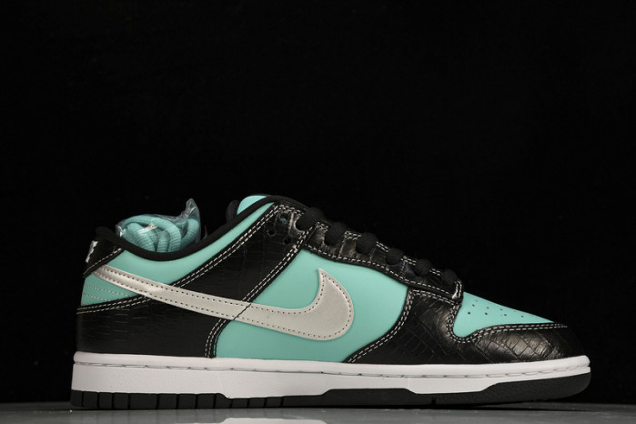 nike sb dunk low diamond S*pply co. aqua blue 304292-402