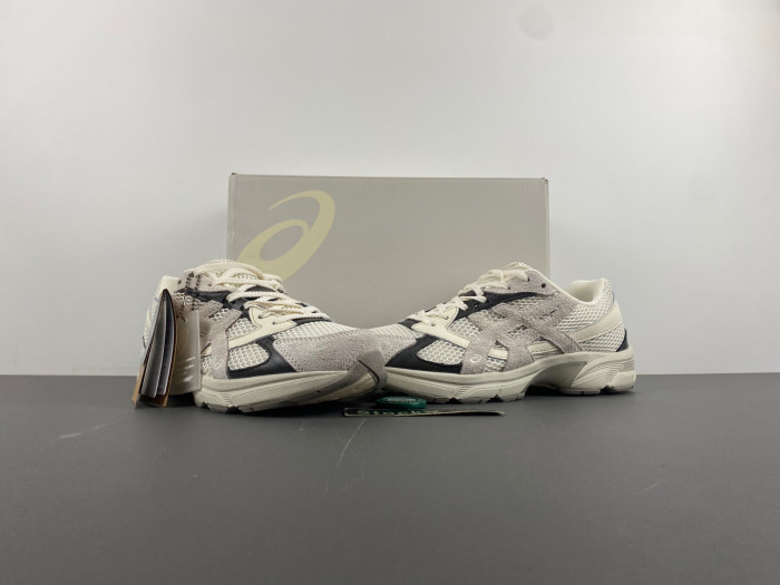 As*ic*s sneaker