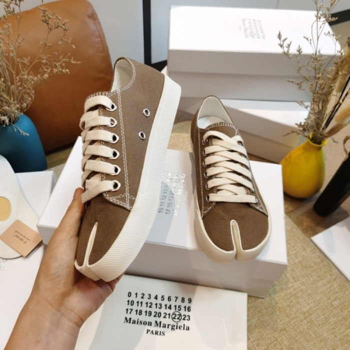 Maison Margiela Tabi Shoes