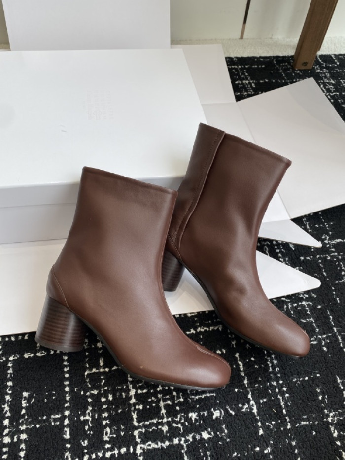 Maison Margiela Tabi Shoes