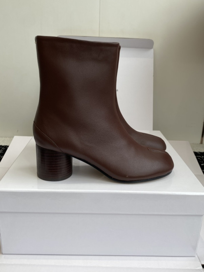 Maison Margiela Tabi Shoes