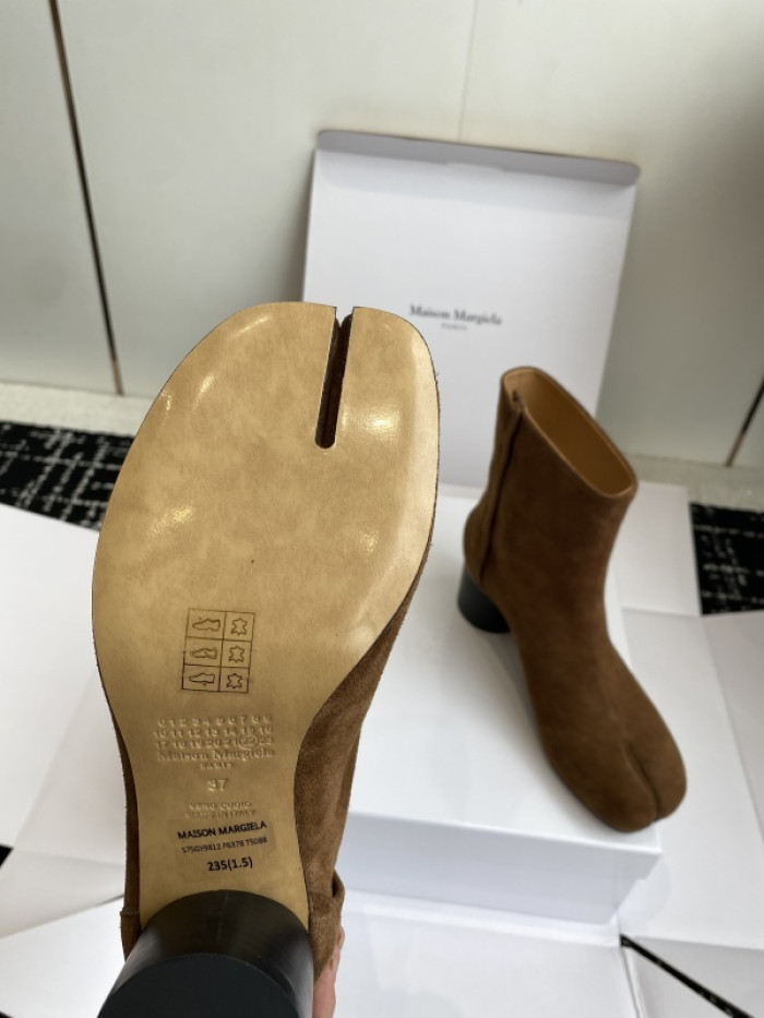 Maison Margiela Tabi Shoes
