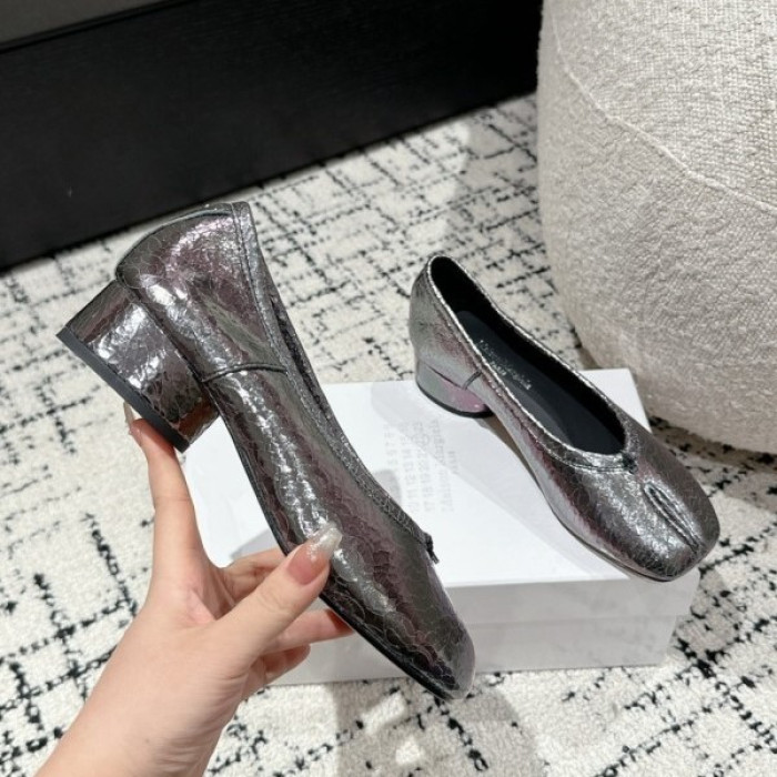 Maison Margiela Tabi Shoes (heels)