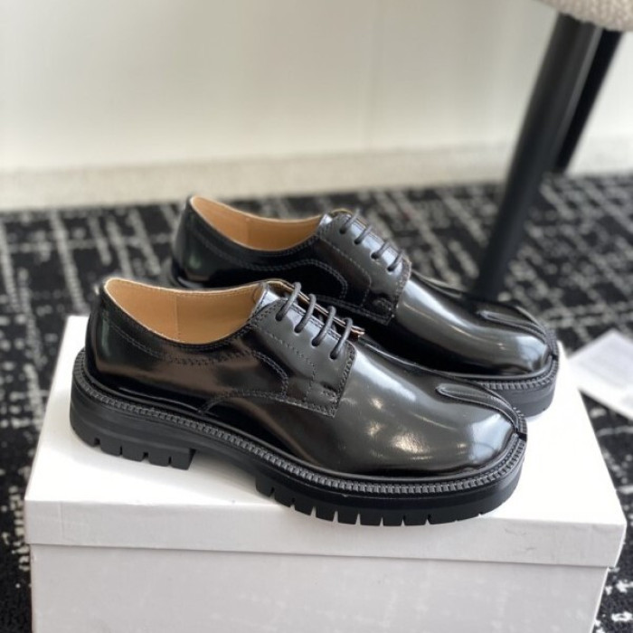 Maison Margiela Tabi Shoes