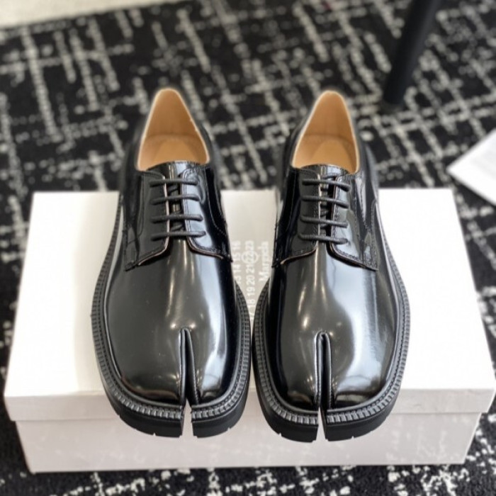Maison Margiela Tabi Shoes