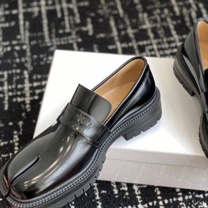 Maison Margiela Tabi Shoes