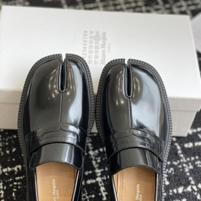 Maison Margiela Tabi Shoes