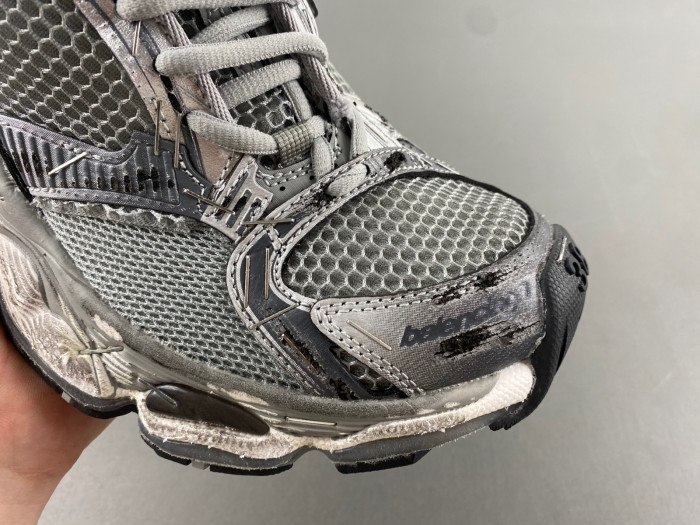 Ba*len*cia*ga runner