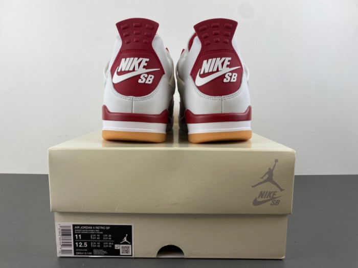 Air Jordan 4 Retro