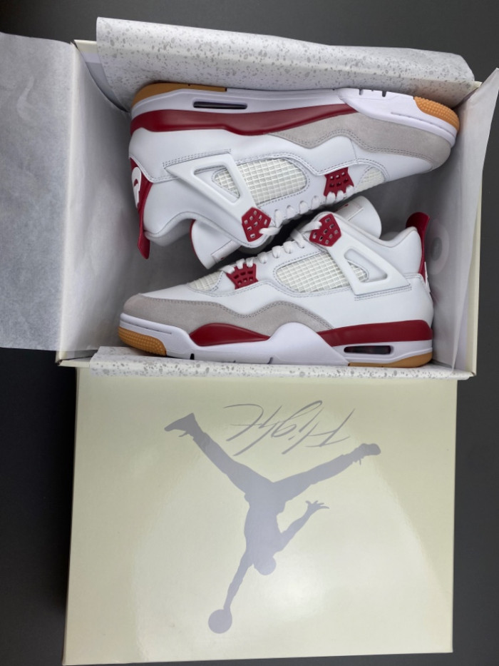 Air Jordan 4 Retro