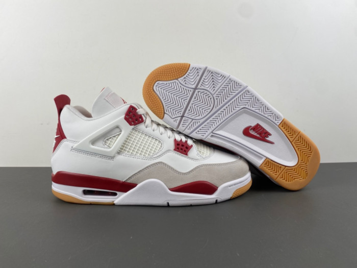 Air Jordan 4 Retro