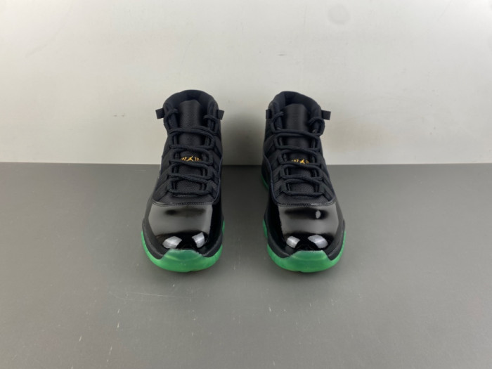 Jordan 11 Retro CT8012-037