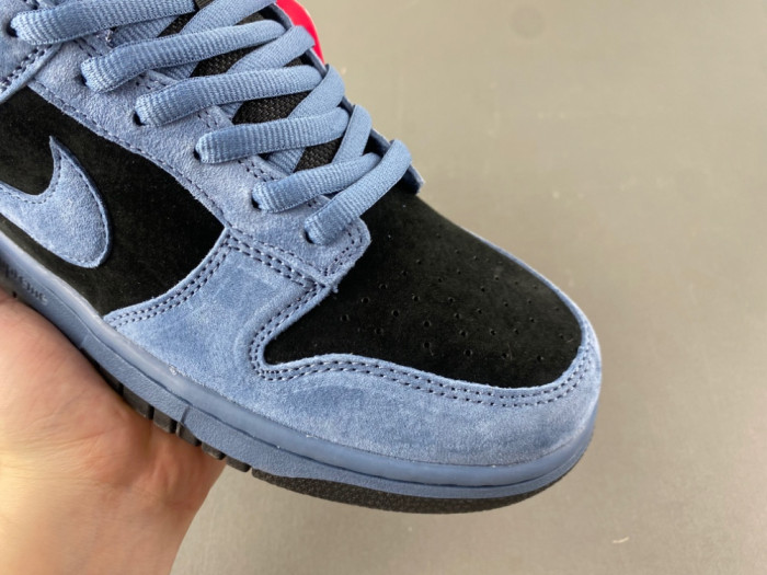 Nike SB Dunk Low “Blue Black” x S*pre HQ8487-400