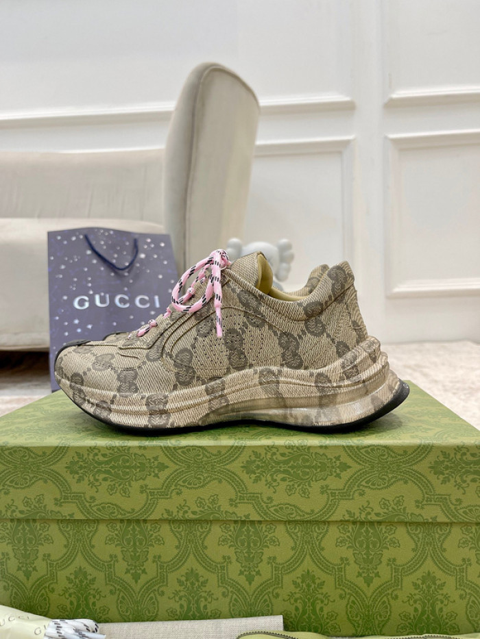 g*u*i run sneaker