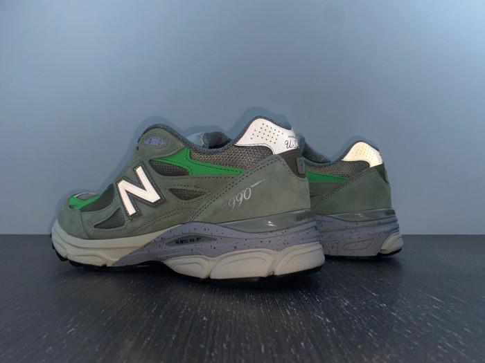 patta keep your family close x new balance 990 v3 m990pp3