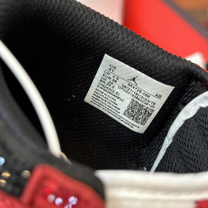 jordan Di*m*nd designed shoes