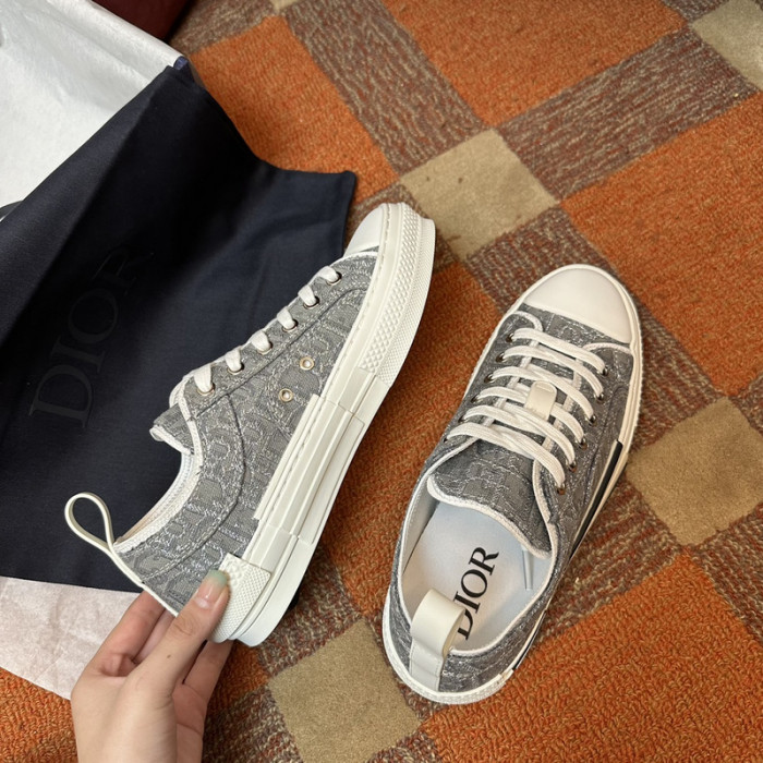 DIOR B23 Oblique Sneaker