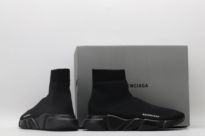 Ba*len*cia*ga speed sneaker