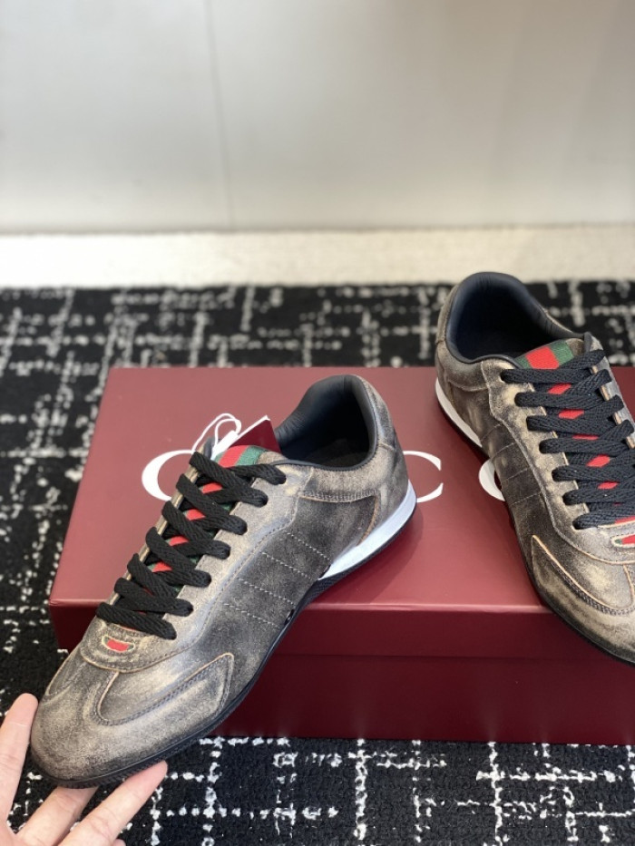 Gv*c Shift sneaker